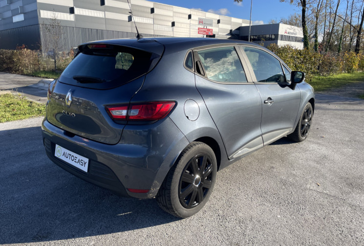 Renault Clio BUSINESS Phase 2 0.9 TCe 90 cv * CARPLAY* ENTRETIEN A JOUR *             Renault Clio BUSINESS Phase 2 0.9 TCe 90 cv * CARPLAY* ENTRETIEN A JOUR *