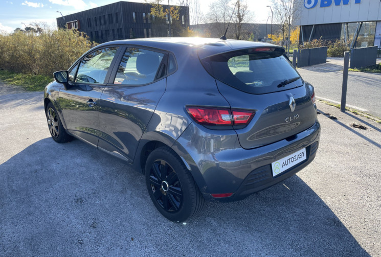 Renault Clio BUSINESS Phase 2 0.9 TCe 90 cv * CARPLAY* ENTRETIEN A JOUR *             Renault Clio BUSINESS Phase 2 0.9 TCe 90 cv * CARPLAY* ENTRETIEN A JOUR *
