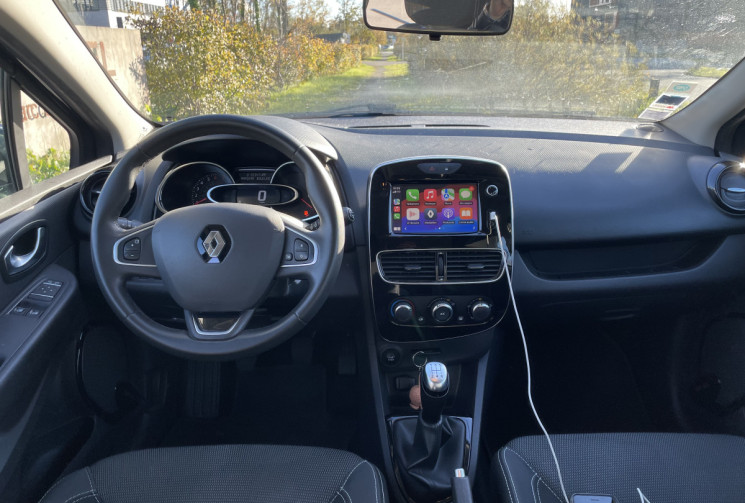 Renault Clio BUSINESS Phase 2 0.9 TCe 90 cv * CARPLAY* ENTRETIEN A JOUR *             Renault Clio BUSINESS Phase 2 0.9 TCe 90 cv * CARPLAY* ENTRETIEN A JOUR *