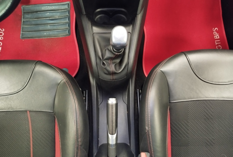 Peugeot 208 1.6 GTi 208ch THP S&S 3p bps