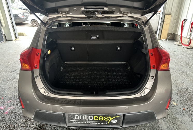 TOYOTA AURIS  II Ph1 DYNAMIC FULL OPTION 