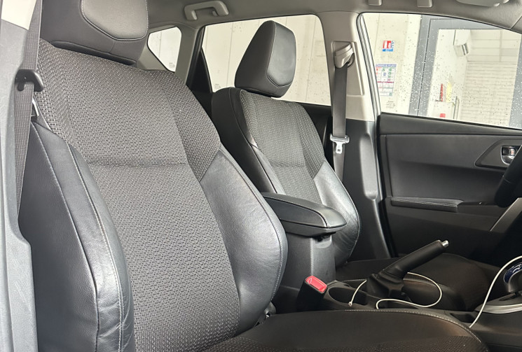 TOYOTA AURIS  II Ph1 DYNAMIC FULL OPTION 