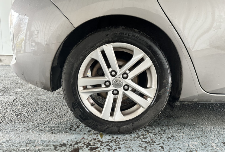 TOYOTA AURIS  II Ph1 DYNAMIC FULL OPTION 