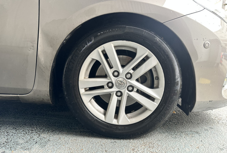 TOYOTA AURIS  II Ph1 DYNAMIC FULL OPTION 