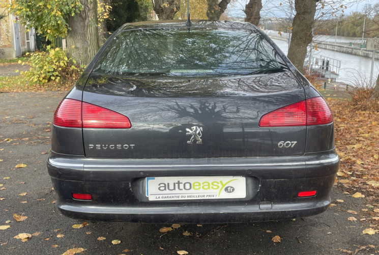 Peugeot 607 2.7 HDI PHASE 2 FELINE BOITE AUTO 1ERE MAIN 204 V6