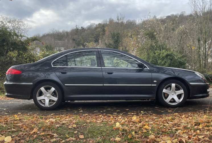 Peugeot 607 2.7 HDI PHASE 2 FELINE BOITE AUTO 1ERE MAIN 204 V6