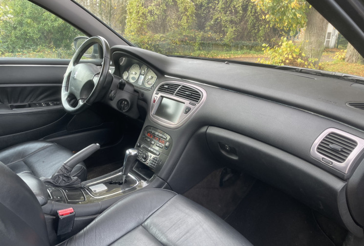 Peugeot 607 2.7 HDI PHASE 2 FELINE BOITE AUTO 1ERE MAIN 204 V6