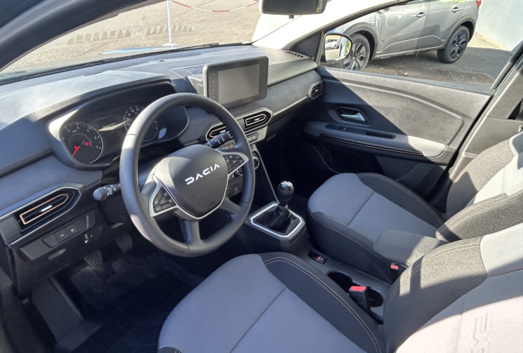 Dacia JOGGER ECO G 100 EXTREME+ 7 PLACES FULL OPTIONS  (dispo immédiate )