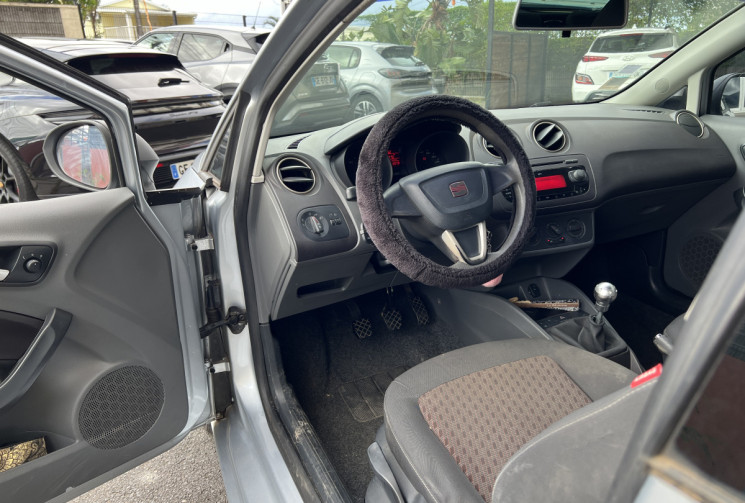 SEAT Ibiza  IV SC 1.4 i 16V 86 cv
