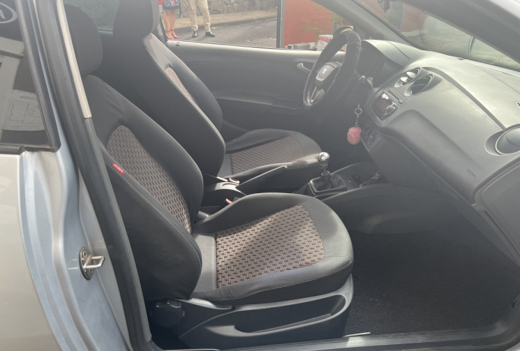 SEAT Ibiza  IV SC 1.4 i 16V 86 cv