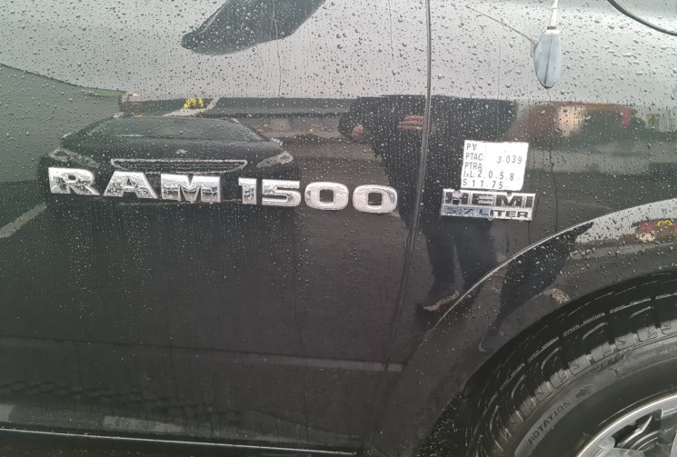 Dodge RAM V8 5.7 HEMI 390 CH GPL / ESS