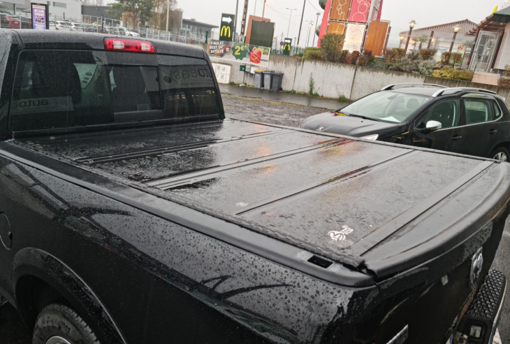 Dodge RAM V8 5.7 HEMI 390 CH GPL / ESS