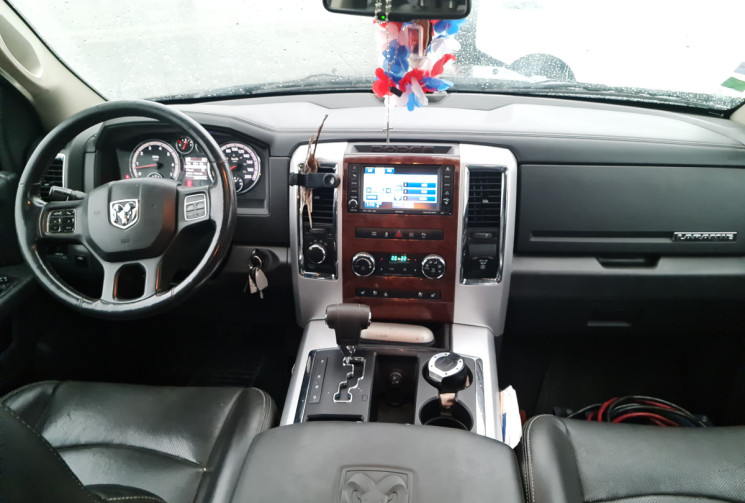 Dodge RAM V8 5.7 HEMI 390 CH GPL / ESS