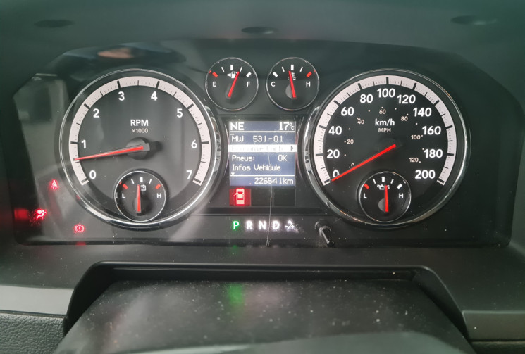 Dodge RAM V8 5.7 HEMI 390 CH GPL / ESS
