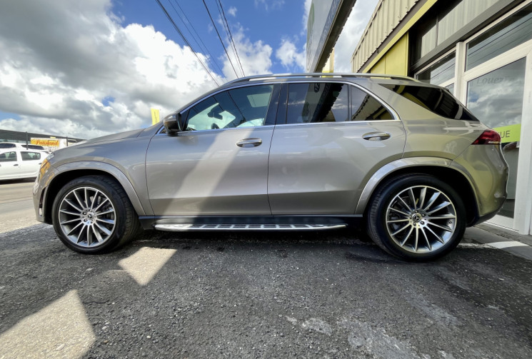 MERCEDES CLASSE GLE 350 d 3.0 d 24V 4MATIC 9G-TRONIC AMG Line 272 cv Boîte auto // Très peu de km