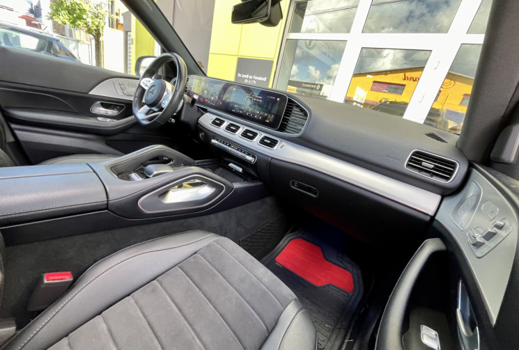 MERCEDES CLASSE GLE 350 d 3.0 d 24V 4MATIC 9G-TRONIC AMG Line 272 cv Boîte auto // Très peu de km