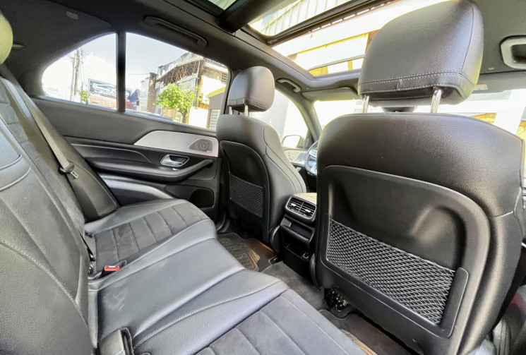 MERCEDES CLASSE GLE 350 d 3.0 d 24V 4MATIC 9G-TRONIC AMG Line 272 cv Boîte auto // Très peu de km