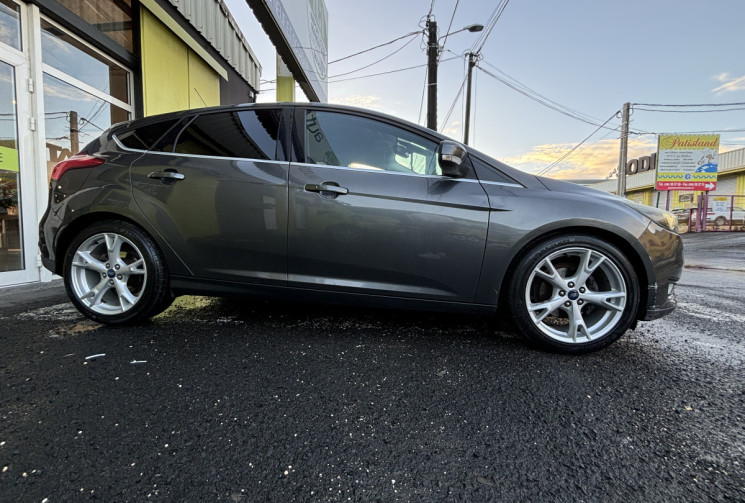 FORD FOCUS 1.0 EcoBoost 125 cv Stop&Start Titanium boite auto // Courroie de distribution neuve