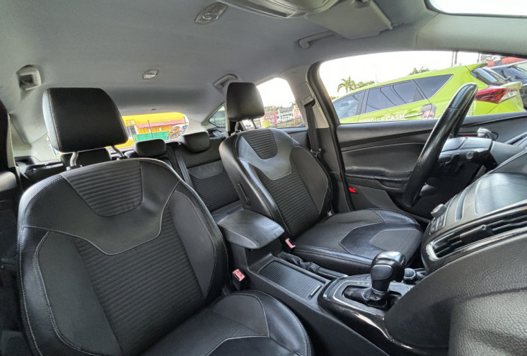 FORD FOCUS 1.0 EcoBoost 125 cv Stop&Start Titanium boite auto // Courroie de distribution neuve