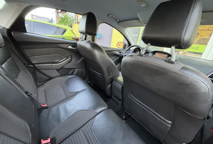 FORD FOCUS 1.0 EcoBoost 125 cv Stop&Start Titanium boite auto // Courroie de distribution neuve