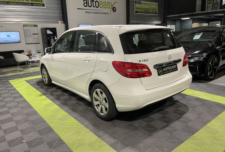MERCEDES CLASSE B 180 design executive 122 ch