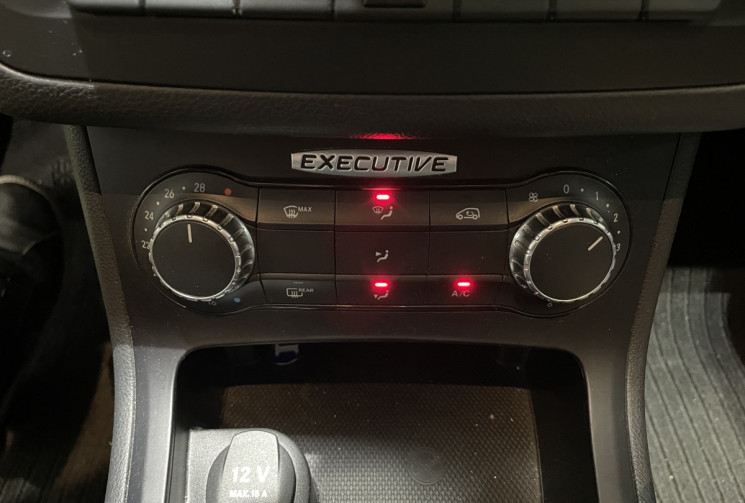 MERCEDES CLASSE B 180 design executive 122 ch