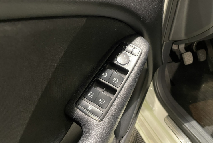 MERCEDES CLASSE B 180 design executive 122 ch