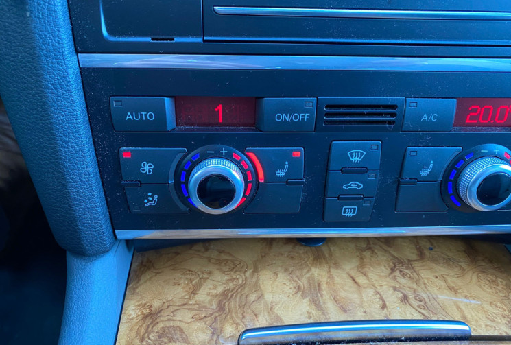 Audi Q7 PHASE 2 3.0 TDI V6 QUATTRO TIPTRONIC8 245 CV BVA AVUS