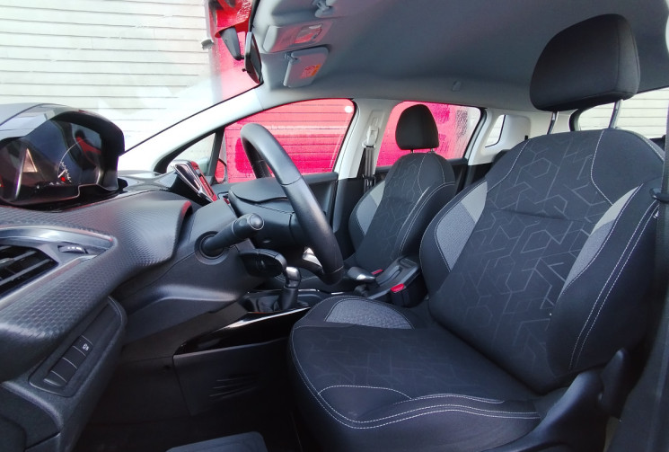 Peugeot 2008 1.5 BlueHDi 100 S&S Style BVM5