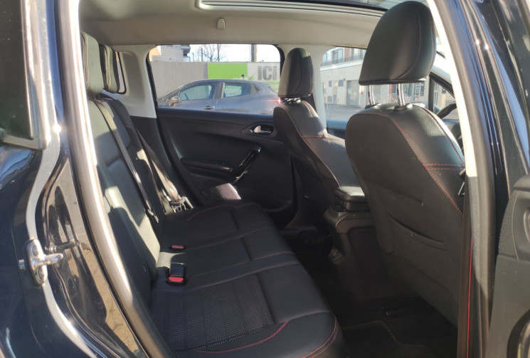 PEUGEOT 2008 1.6 BlueHDi 120 cv - GT LINE