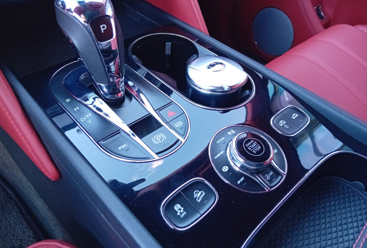 Bentley BENTAYGA 6.0 W12 édition First 608 ch 
