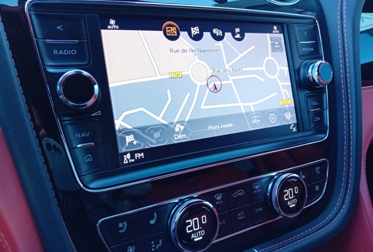 Bentley BENTAYGA 6.0 W12 édition First 608 ch - Immat FR - Pas de TVA -