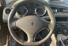 Peugeot 5008 1.6 THP BVA ALLURE 156 / 7 PLACES / TOIT PANORAMIQUE