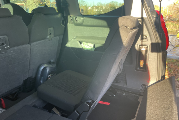 Peugeot 5008 1.6 THP BVA ALLURE 156 / 7 PLACES / TOIT PANORAMIQUE