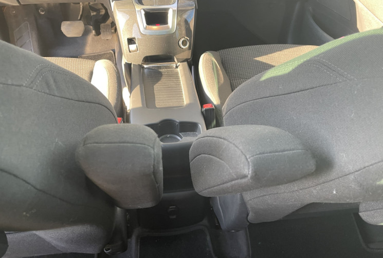 Peugeot 5008 1.6 THP BVA ALLURE 156 / 7 PLACES / TOIT PANORAMIQUE