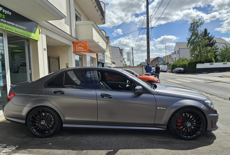 MERCEDES CLASSE C C63 AMG 6.2 V8 Pack Performance 