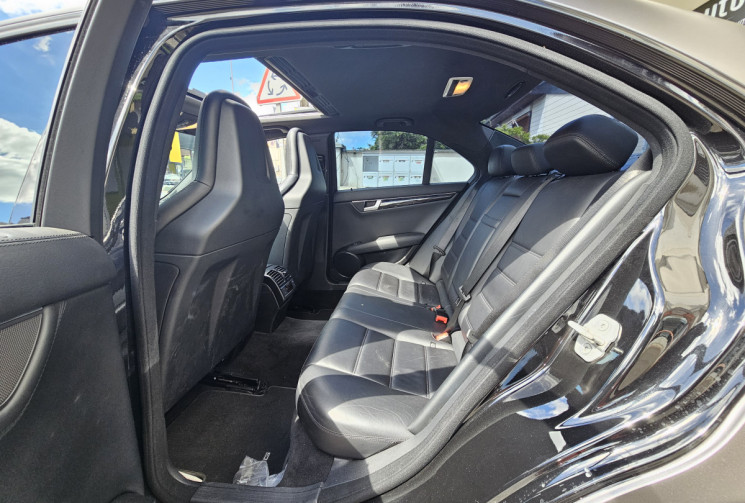 MERCEDES CLASSE C C63 AMG 6.2 V8 Pack Performance 