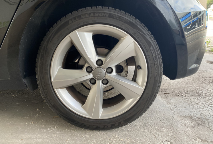 AUDI A1 SPORTBACK  1.4 TDI 90 ch / CT OK/ ENTRETIEN OK / TRES BON ETAT 