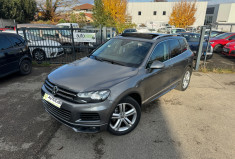 Volkswagen Touareg 3.0 / V6 / TDI / 245 CH / RLINE 