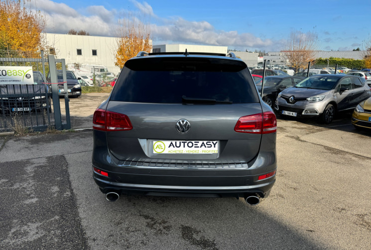 Volkswagen Touareg 3.0 / V6 / TDI / 245 CH / RLINE 