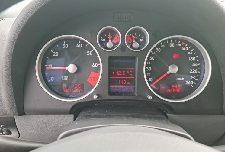 Audi TT 1.8 TURBO 180 CH