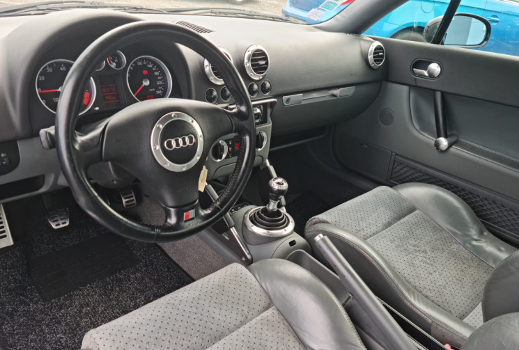 Audi TT 1.8 TURBO 180 CH