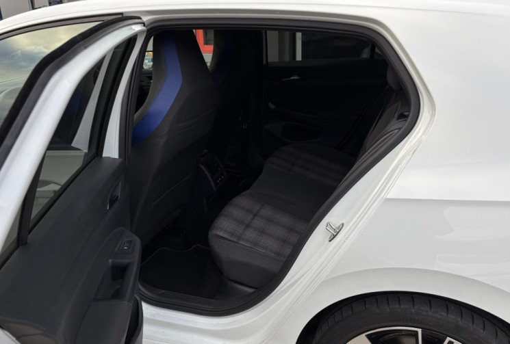 Volkswagen Golf VIII GTE 1.4 eHybrid 245 DSG6