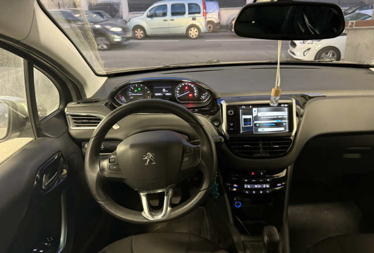 PEUGEOT 208 1.2 68 allure 