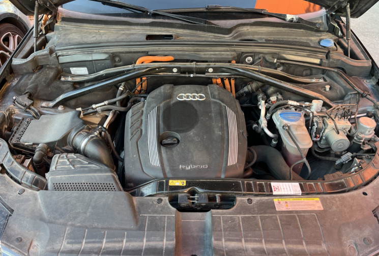 Audi Q5 245cv S line quattro Hybrid TFSI / Distribution neuve /