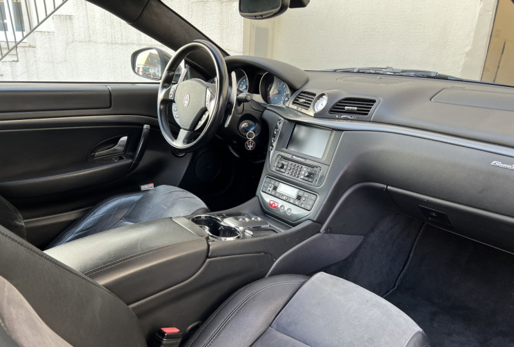 MASERATI GRANTURISMO S 4.7 Coupé 32V 440 CH BOITE F1