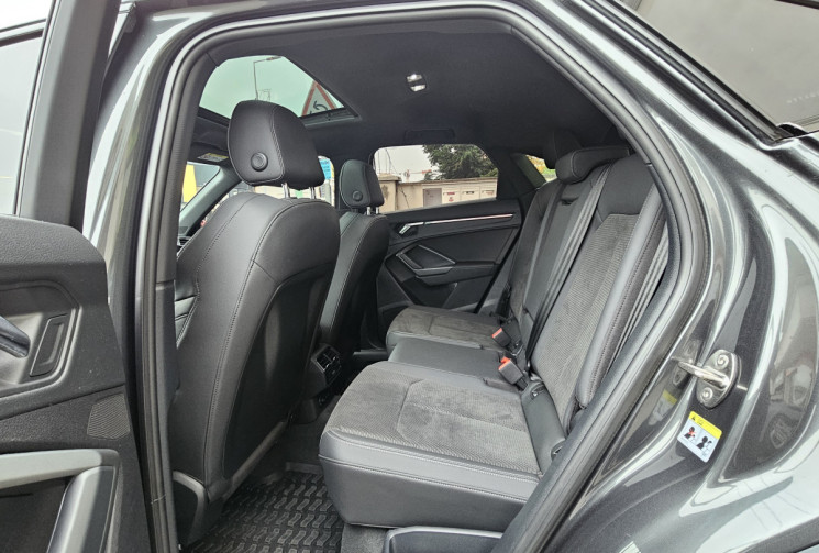Audi Q3 35 TDI 150 ch S line quattro S tronic 7 Toit Ouvrant  Suivi audi