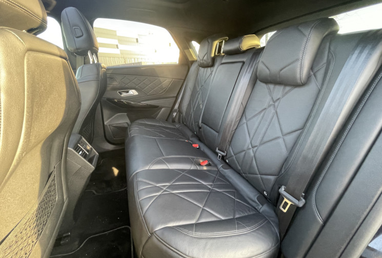 DS DS 7 CROSSBACK E-TENSE HYBRID 300 Rivoli 4x4 * LED vision * Toit ouvrant * Sièges élec chauffants