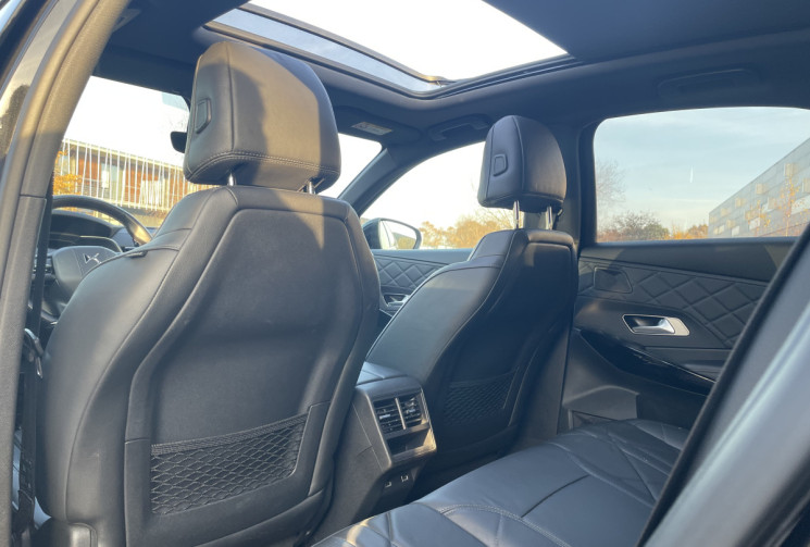 DS DS 7 CROSSBACK E-TENSE HYBRID 300 Rivoli 4x4 * LED vision * Toit ouvrant * Sièges élec chauffants