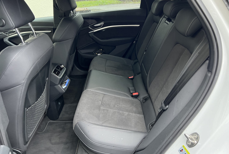 Audi E-TRON 50 QUATTRO BLACK EDITION S-LINE 313 Ch